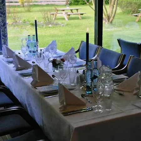 Laerdal Ferie- Og Fritidspark 3* Лердалсёйри