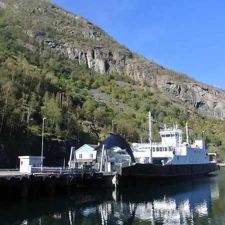 פארק נופש Laerdal Ferie- Og Fritidspark Lærdalsøyri