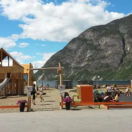 Laerdal Ferie- Og Fritidspark 3* Lærdalsøyri